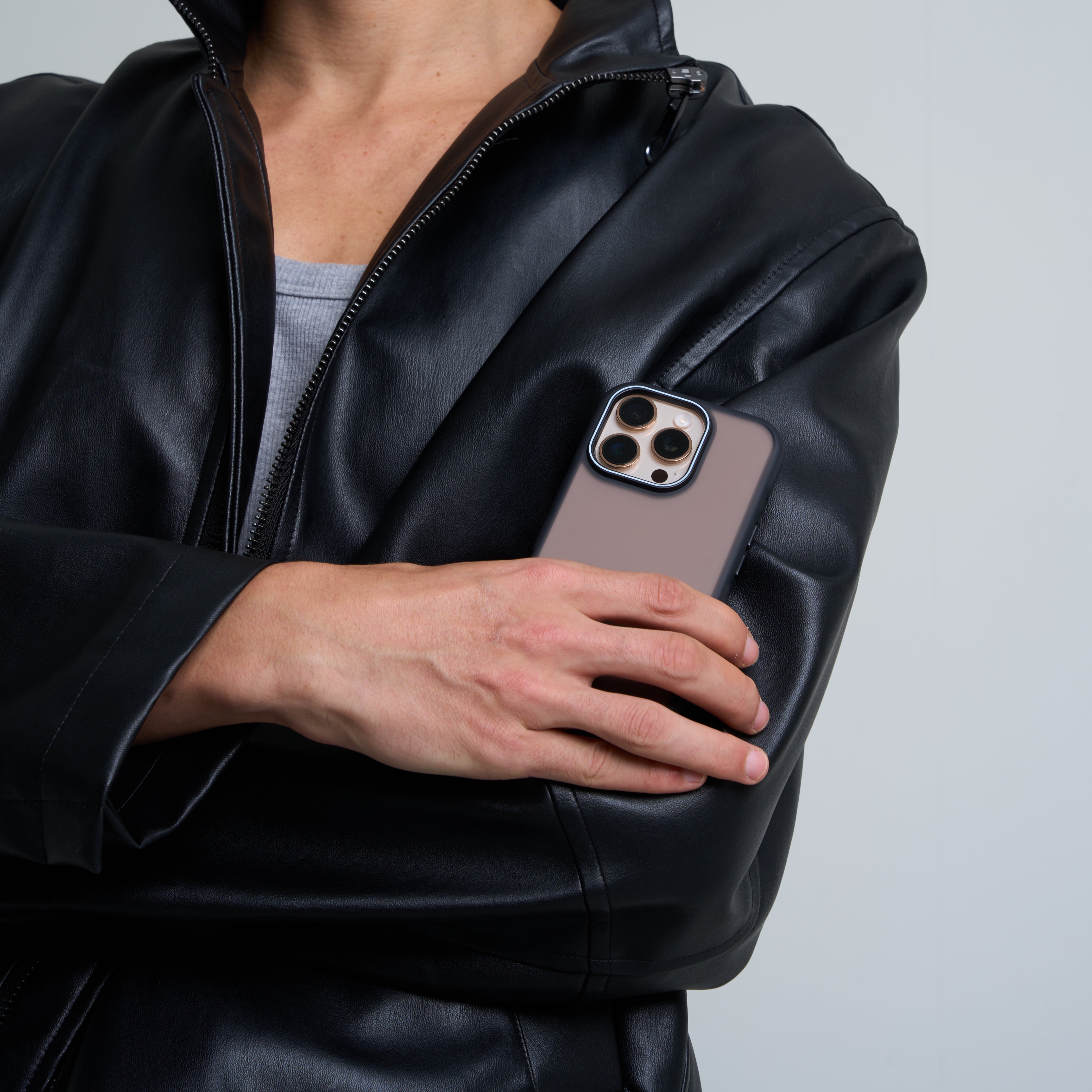 Bold Pro Case Cover For iPhone 16 Pro Max