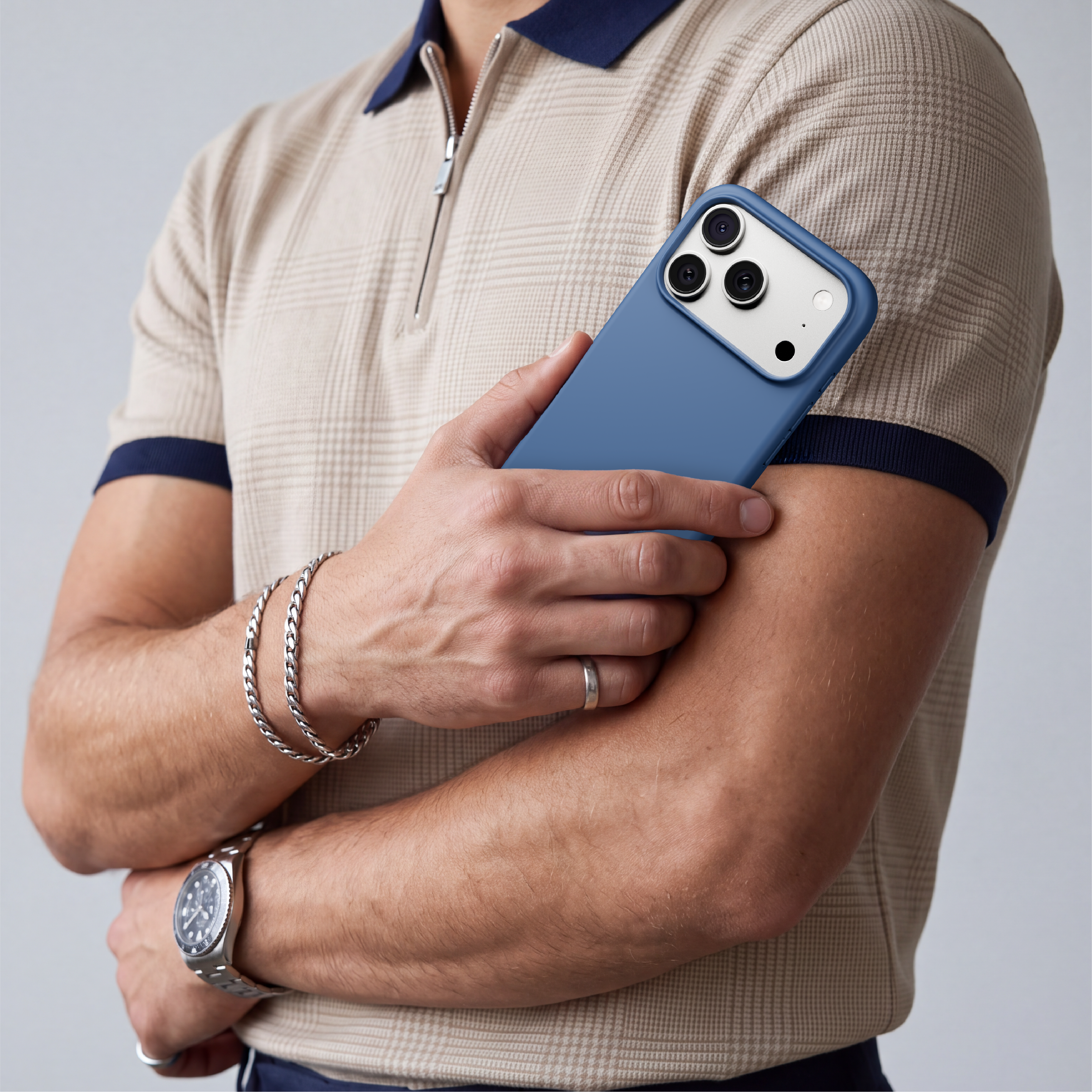 Silicone Snap Fit Case Cover For iPhone 18 Pro